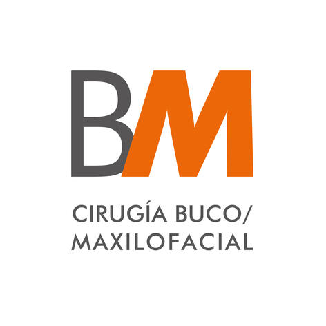 Consulta dental gratuita en Bucal Max para la comunidad del Club Piura. Cirugía maxilofacial y estética dental en Godoy Cruz - Alianza PIURA.